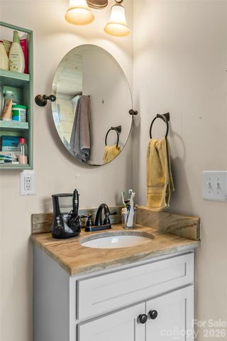 521 Waters Edge Drive, Nebo, NC 28761