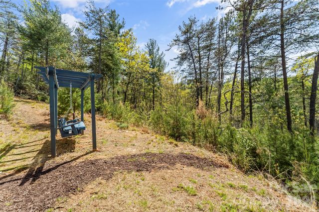 521 Waters Edge Drive, Nebo, NC 28761