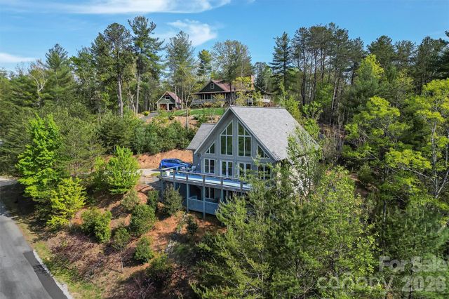 521 Waters Edge Drive, Nebo, NC 28761
