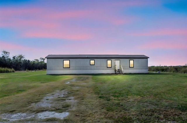 22003 Gro Racca Road, Iowa, LA 70647