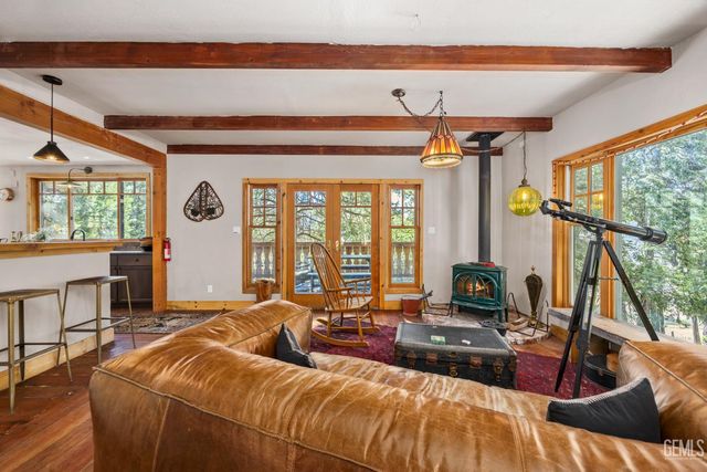 7925 Old State Road, Wofford Heights, CA 93285