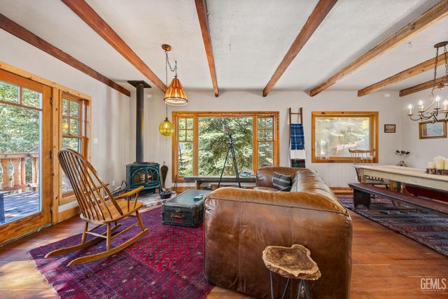 7925 Old State Road, Wofford Heights, CA 93285