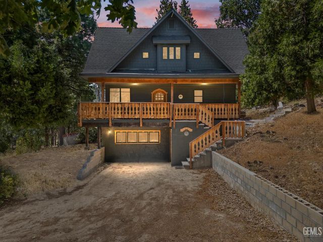 7925 Old State Road, Wofford Heights, CA 93285