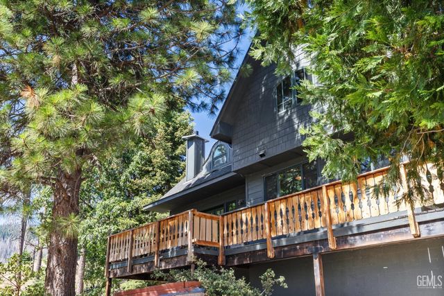 7925 Old State Road, Wofford Heights, CA 93285