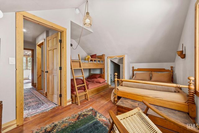 7925 Old State Road, Wofford Heights, CA 93285