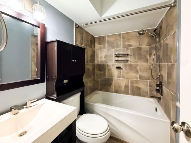 12633 Memorial Drive 156, Houston, TX 77024