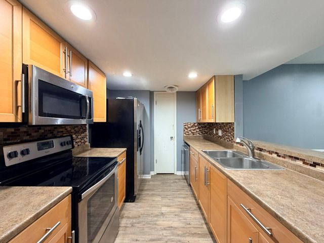 12633 Memorial Drive 156, Houston, TX 77024