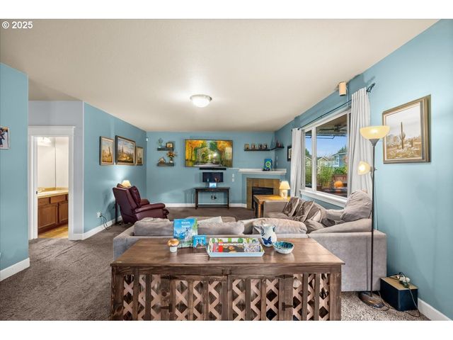 1138 37TH Ave, Forest Grove, OR 97116