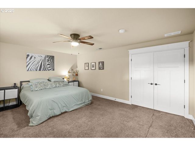 1138 37TH Ave, Forest Grove, OR 97116