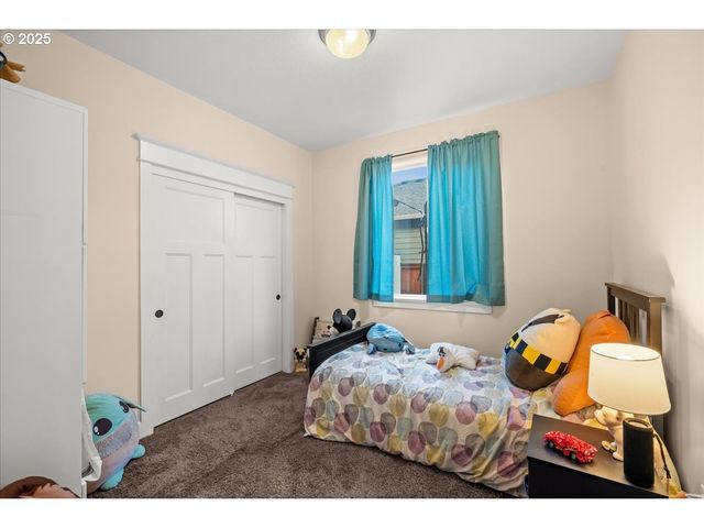 1138 37TH Ave, Forest Grove, OR 97116