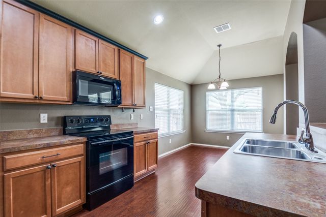 1007 Camp Verde Drive, Forney, TX 75126