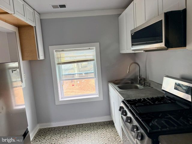 837 W 4TH ST, Wilmington, DE 19801