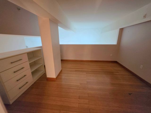 290 Pleasant St 113, Watertown, MA 02472