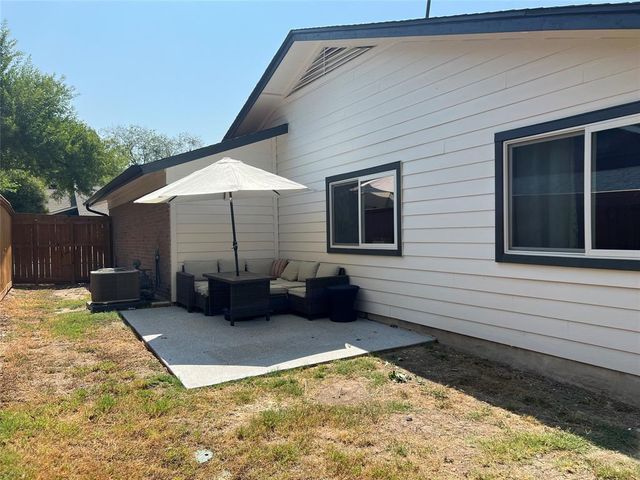 4802 Carsonhill DR, Austin, TX 78723