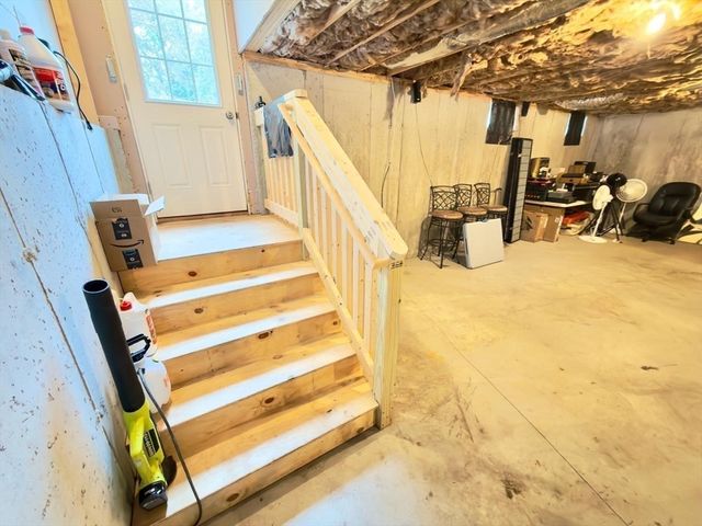 2 Universal St A, Framingham, MA 01702