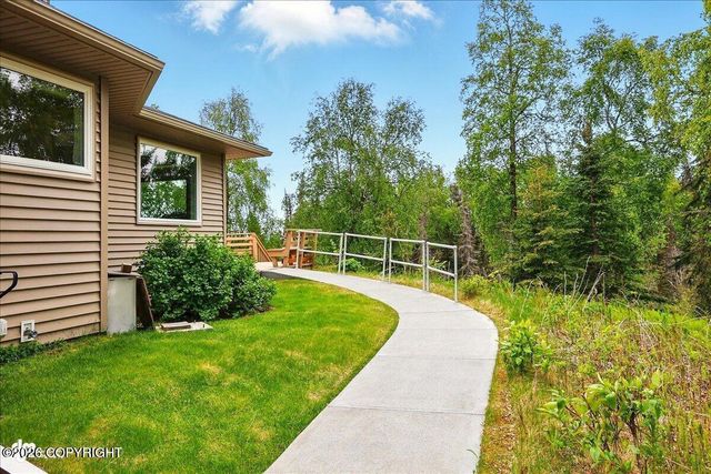 110 Wooded Glen Court, Kenai, AK 99611