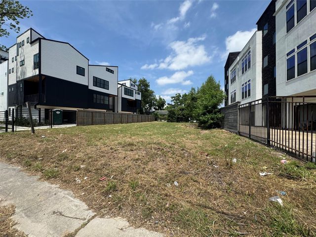 1611 Wheeler Street, Houston, TX 77004
