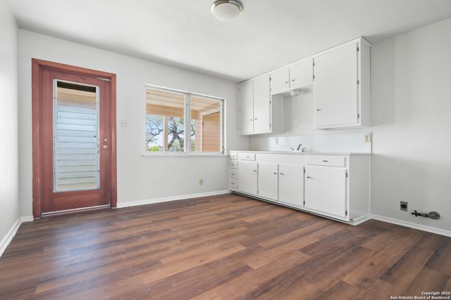 4926 Alma, San Antonio, TX 78222