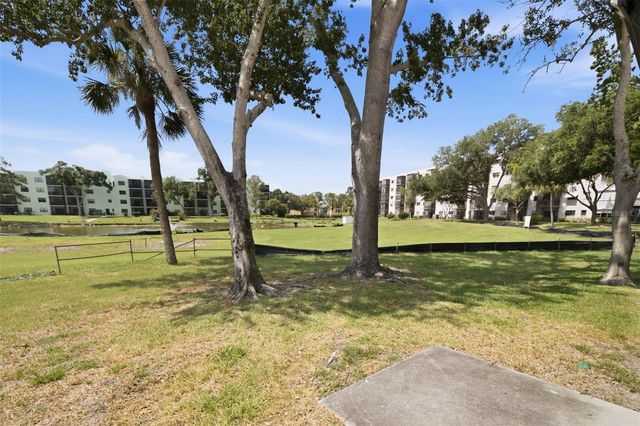 8140 TERRACE GARDEN DRIVE 103, St Petersburg, FL 33709