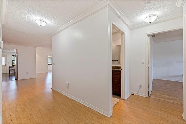 8140 TERRACE GARDEN DRIVE 103, St Petersburg, FL 33709