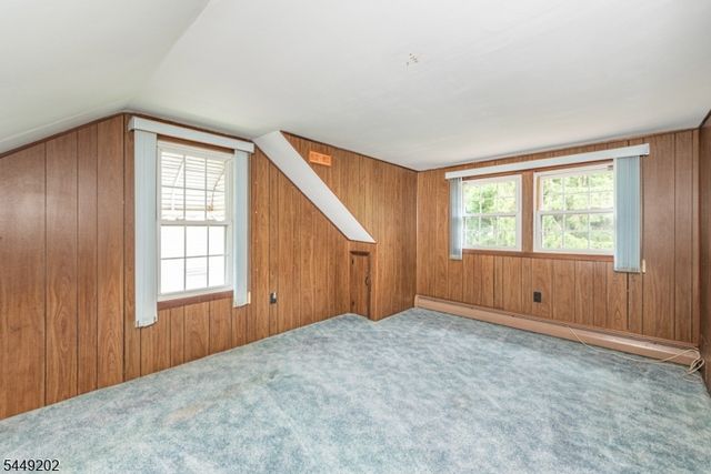 17 South Dr, Woodland Park, NJ 07424