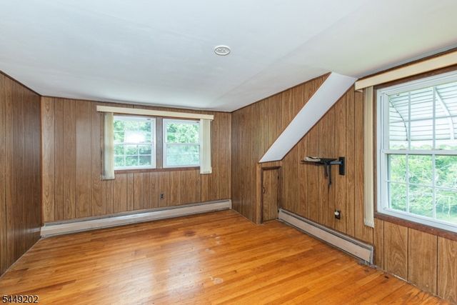17 South Dr, Woodland Park, NJ 07424