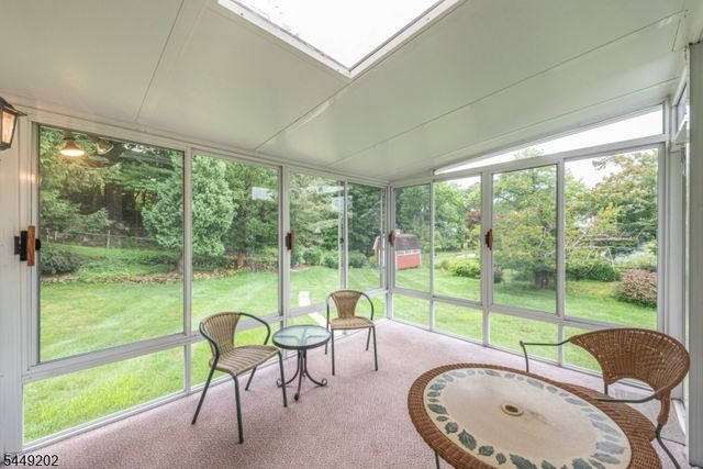 17 South Dr, Woodland Park, NJ 07424