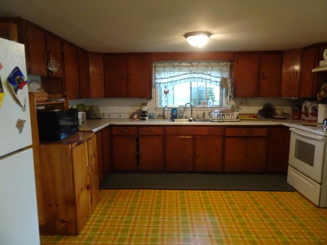 1285 State Route 122, Constable, NY 12926