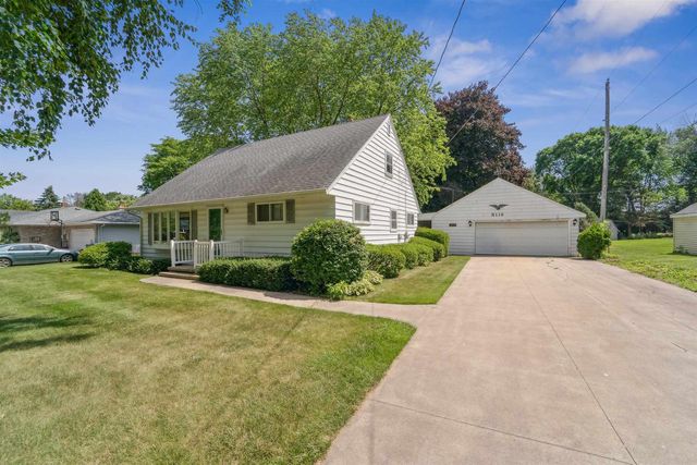 N116 KAMKES AVENUE, Appleton, WI 54915