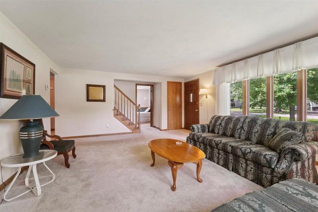 N116 KAMKES AVENUE, Appleton, WI 54915