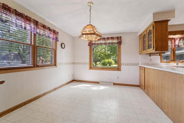 N116 KAMKES AVENUE, Appleton, WI 54915