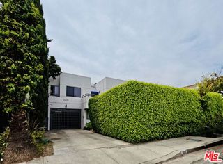 805 N West Knoll Drive 2, West Hollywood, CA 90069