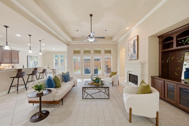 901 Cozy Hollow Court, Friendswood, TX 77546