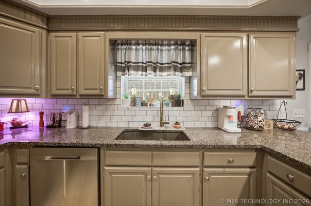 1904 Sandpiper, Mcalester, OK 74501
