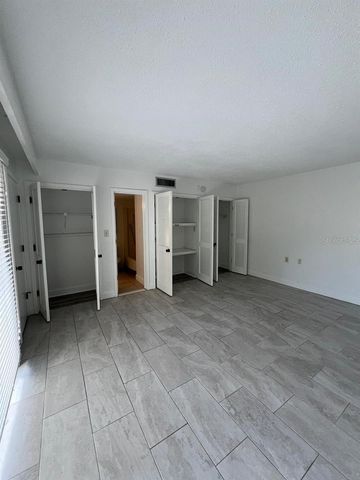 2220 BURNWAY ROAD 2220, Haines City, FL 33844