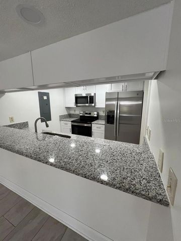 2220 BURNWAY ROAD 2220, Haines City, FL 33844