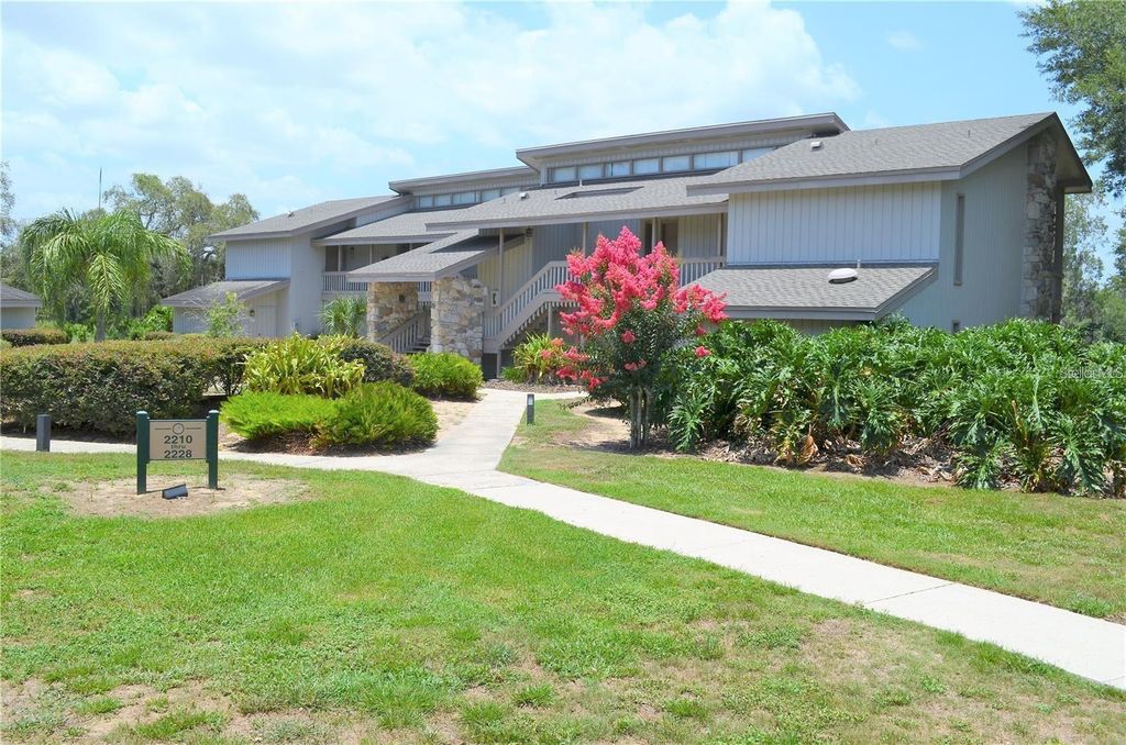 2220 BURNWAY ROAD 2220, Haines City, FL 33844