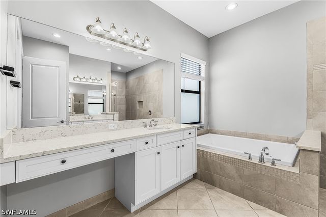 4308 Caldera CIR, Naples, FL 34119