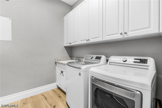 4308 Caldera CIR, Naples, FL 34119