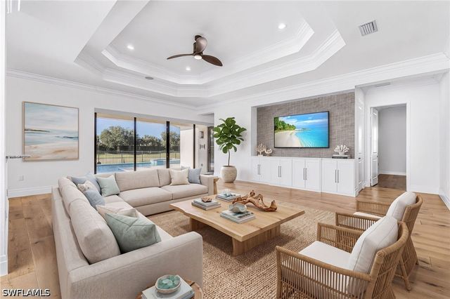 4308 Caldera CIR, Naples, FL 34119