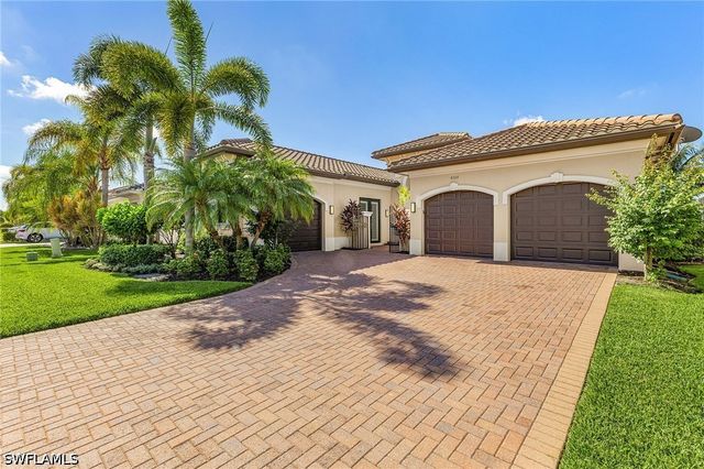 4308 Caldera CIR, Naples, FL 34119