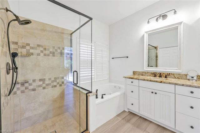 8924 Ventura WAY, Naples, FL 34109