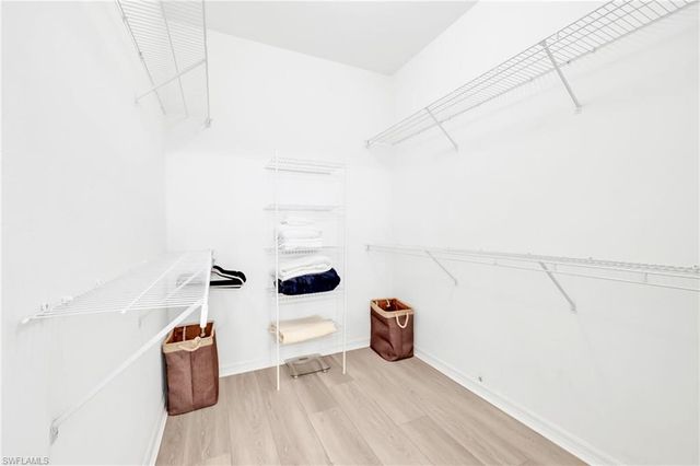 8924 Ventura WAY, Naples, FL 34109