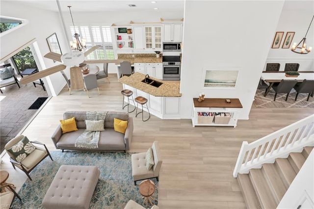 8924 Ventura WAY, Naples, FL 34109