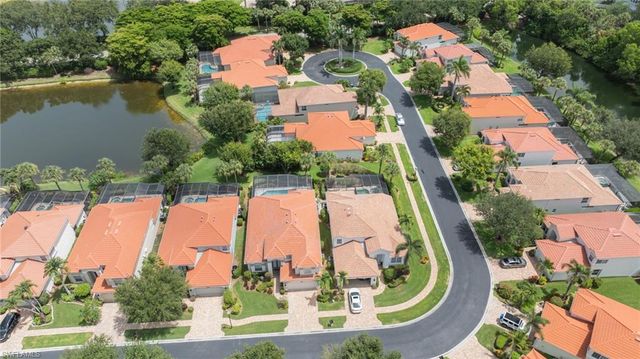8924 Ventura WAY, Naples, FL 34109