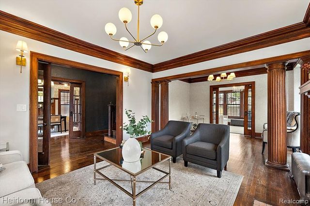 1755 W Boston Boulevard, Detroit, MI 48206