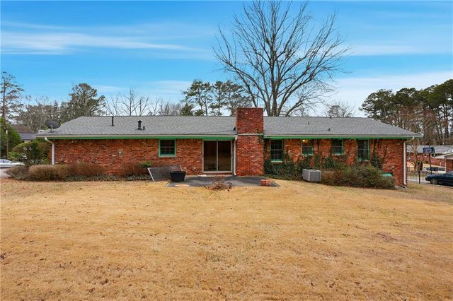 2935 Heather Drive, East Point, GA 30344