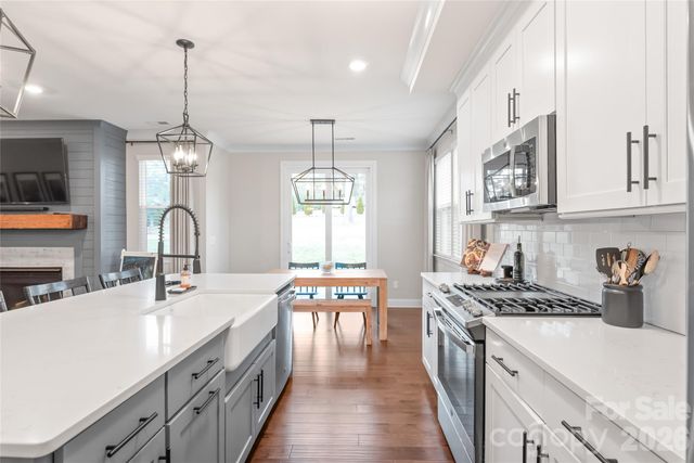 4307 Island Fox Lane, Denver, NC 28037