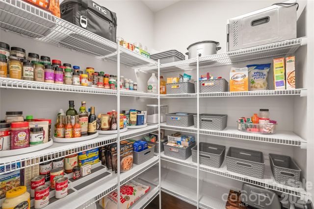 4307 Island Fox Lane, Denver, NC 28037