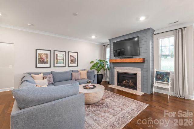 4307 Island Fox Lane, Denver, NC 28037